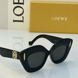 Picture of Loewe Sunglasses _SKUfw55590567fw